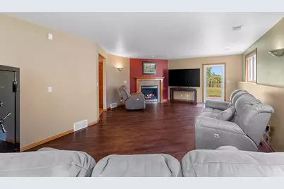 3054 Seafarer Way, Suamico, WI 54173 - Photo 19
