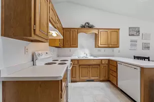 1773 Briarwood Ct, De Pere, WI 54115 - Photo 27