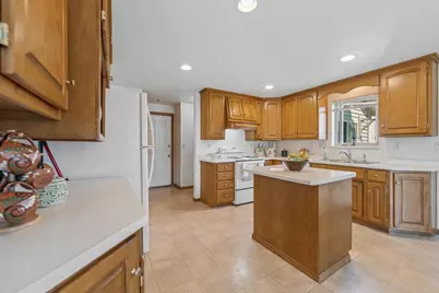 1773 Briarwood Court, De Pere, WI 54115 - Photo 11