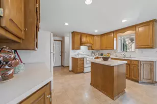 1773 Briarwood Ct, De Pere, WI 54115 - Photo 11