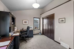 5560 N Providence Ave, Appleton, WI 54913 - Photo 37