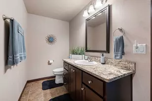 5560 N Providence Ave, Appleton, WI 54913 - Photo 49