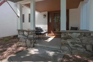 1825 Eagle Dr, Neenah, WI 54956 - Photo 3