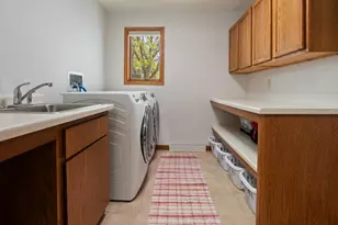 1825 Eagle Dr, Neenah, WI 54956 - Photo 21