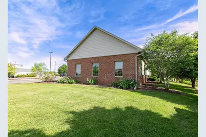 1429 Province Terrace, Menasha, WI 54952 - Photo 5