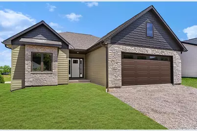 1823 Bobby Jones Drive, De Pere, WI 54115 - Photo 3