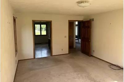 1864 Imperial Road, Oshkosh, WI 54904 - Photo 21