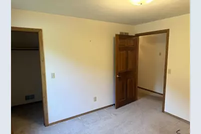 1864 Imperial Road, Oshkosh, WI 54904 - Photo 17