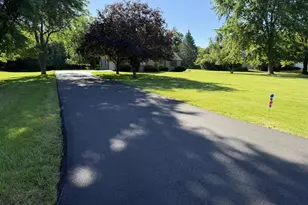 1864 Imperial Rd, Oshkosh, WI 54904 - Photo 19