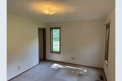 1864 Imperial Road, Oshkosh, WI 54904 - Photo 13