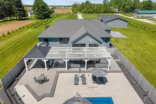3007 Winnegamie Dr, Appleton, WI 54914 - Photo 15