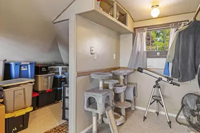 103 W Bay Shore Street, Marinette, WI 54143 - Photo 3