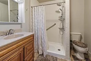 103 W Bay Shore St, Marinette, WI 54143 - Photo 11