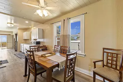 103 W Bay Shore Street, Marinette, WI 54143 - Photo 9