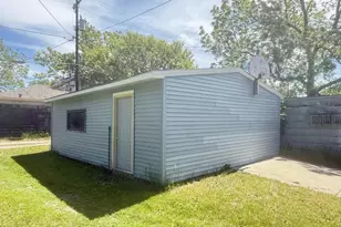 332 2nd St, Menominee, MI 49858 - Photo 29