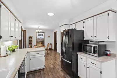 933 E Capitol Drive, Appleton, WI 54911 - Photo 19