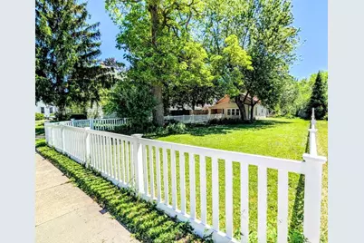 1421 W Bent Avenue, Oshkosh, WI 54901 - Photo 21