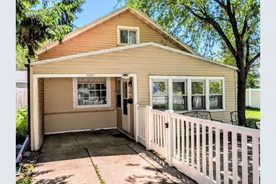 1421 W Bent Avenue, Oshkosh, WI 54901 - Photo 3