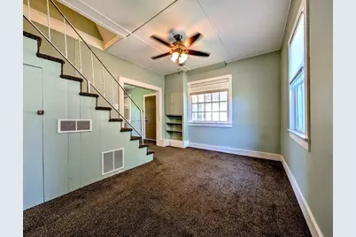 1421 W Bent Avenue, Oshkosh, WI 54901 - Photo 9