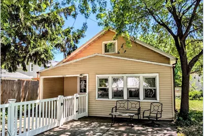 1421 W Bent Avenue, Oshkosh, WI 54901 - Photo 1