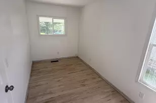 810 4th St, Menominee, WI 49858 - Photo 9