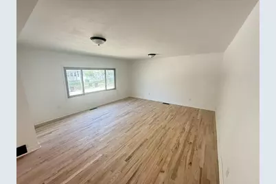 810 4th Street, Menominee, WI 49858 - Photo 5