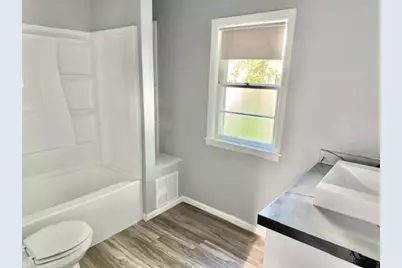 1212 Cass Street, Green Bay, WI 54301 - Photo 19