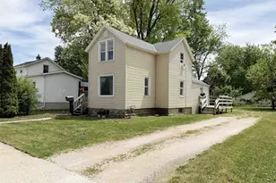 366 Grove St, Fond du Lac, WI 54935 - Photo 1