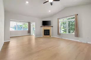 1274 Cameron Cir, Neenah, WI 54956 - Photo 5
