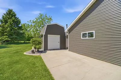 125 Kayla Street, Combined Locks, WI 54113 - Photo 33