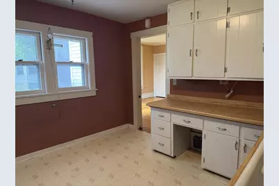 1021 Eastman Street, Oshkosh, WI 54901 - Photo 3
