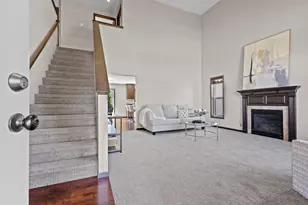 631 Pebblestone Cir, Hobart, WI 54155 - Photo 7