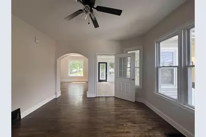 81 E 11th Street, Fond du Lac, WI 54935 - Photo 7