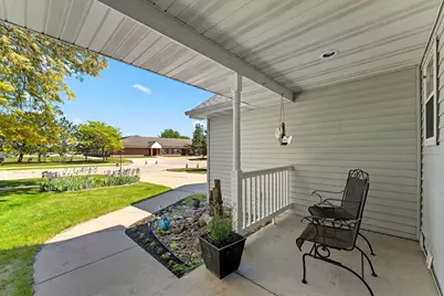 2038 Emerald Drive, Green Bay, WI 54311 - Photo 57