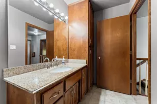 2038 Emerald Dr, Green Bay, WI 54311 - Photo 37