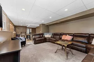2038 Emerald Dr, Green Bay, WI 54311 - Photo 43