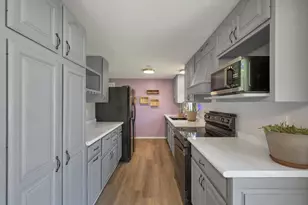 2650 Bayport Ln, Green Bay, WI 54313 - Photo 11