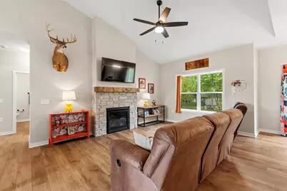 108 River Court, Theresa, WI 53091 - Photo 5