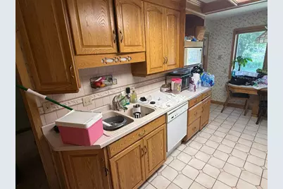 166 N Clinton Avenue, Clintonville, WI 54929 - Photo 3