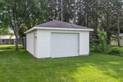 3300 N Lawe Street, Appleton, WI 54911 - Photo 5