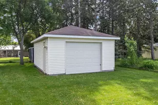 3300 N Lawe St, Appleton, WI 54911 - Photo 5