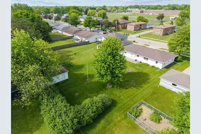 3300 N Lawe Street, Appleton, WI 54911 - Photo 35