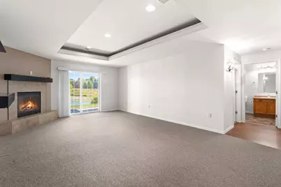 1942 Ravenswood Lane, Manitowoc, WI 54220 - Photo 31