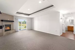 1942 Ravenswood Ln, Manitowoc, WI 54220 - Photo 31