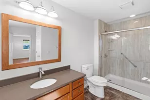 1942 Ravenswood Ln, Manitowoc, WI 54220 - Photo 21
