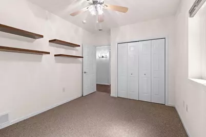 1942 Ravenswood Lane, Manitowoc, WI 54220 - Photo 25