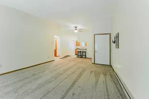 280 N Campbell Rd, Oshkosh, WI 54902 - Photo 9
