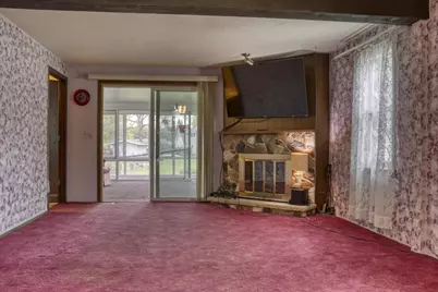 921 W Weiland Avenue, Appleton, WI 54914 - Photo 3