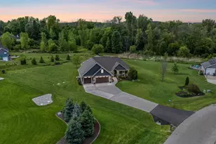 W7500 Cross Country Ln, Hortonville, WI 54944 - Photo 37