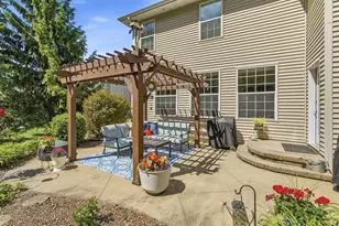 1594 Kingswood Dr, Neenah, WI 54956 - Photo 33